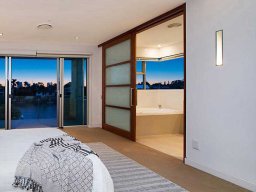 1-sliding-door-27