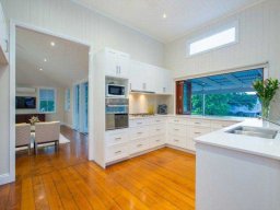 bifold-windows-12